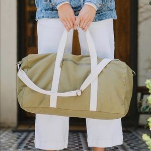 Causebox Known Supply Weekend Duffle bag